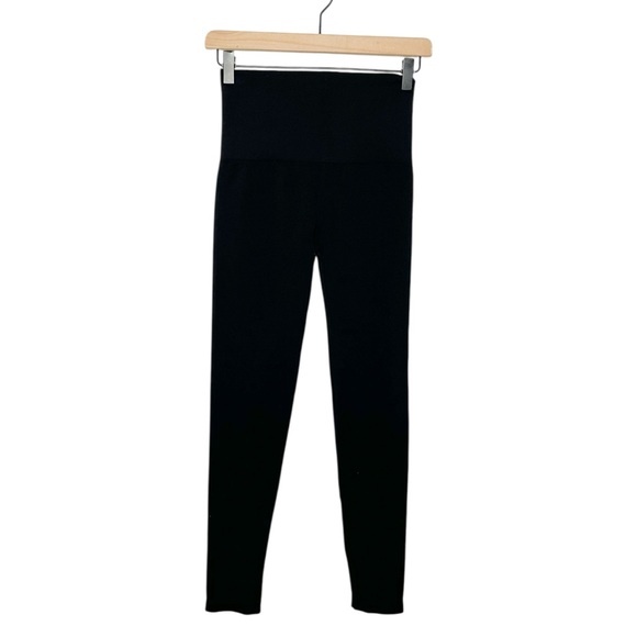 Assets By SPANX High Rise Ankle Crop Legging Pants Black Medium M - Picture 1 of 6